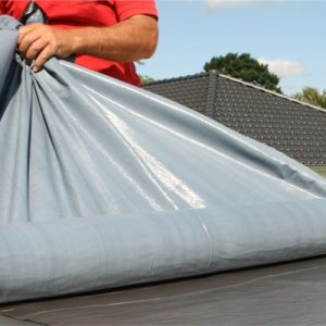 Tetőfólia BFX ragasztható tetőfedés faházra